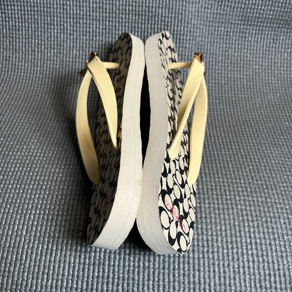 Coach Amel Flip Flops Womens 7B Beige Signature Logo Print Rubber Vacation - Picture 11 of 12